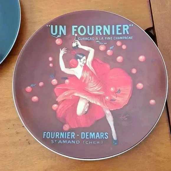 plates POTTERY BARN BUBBLY FOR FOOD OR WALL DECORATION VINTAGE - Picture 2 of 6